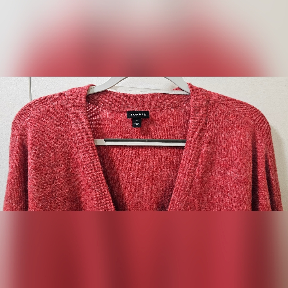 Torrid Red Rose-y Button-Up Cardigan - Size 3 - GUC - Picture 2 of 9